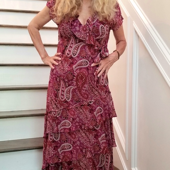 Sundance Red and Pink Silk Paisley Maxi Dress, Size 8 Petite, $35 - Picture 1 of 13